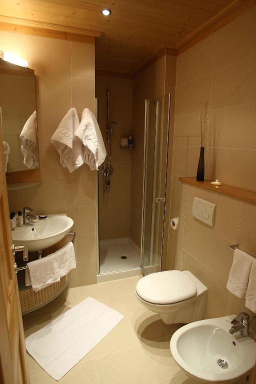 Apartments Sol E Nef Rocca Pietore Phòng bức ảnh